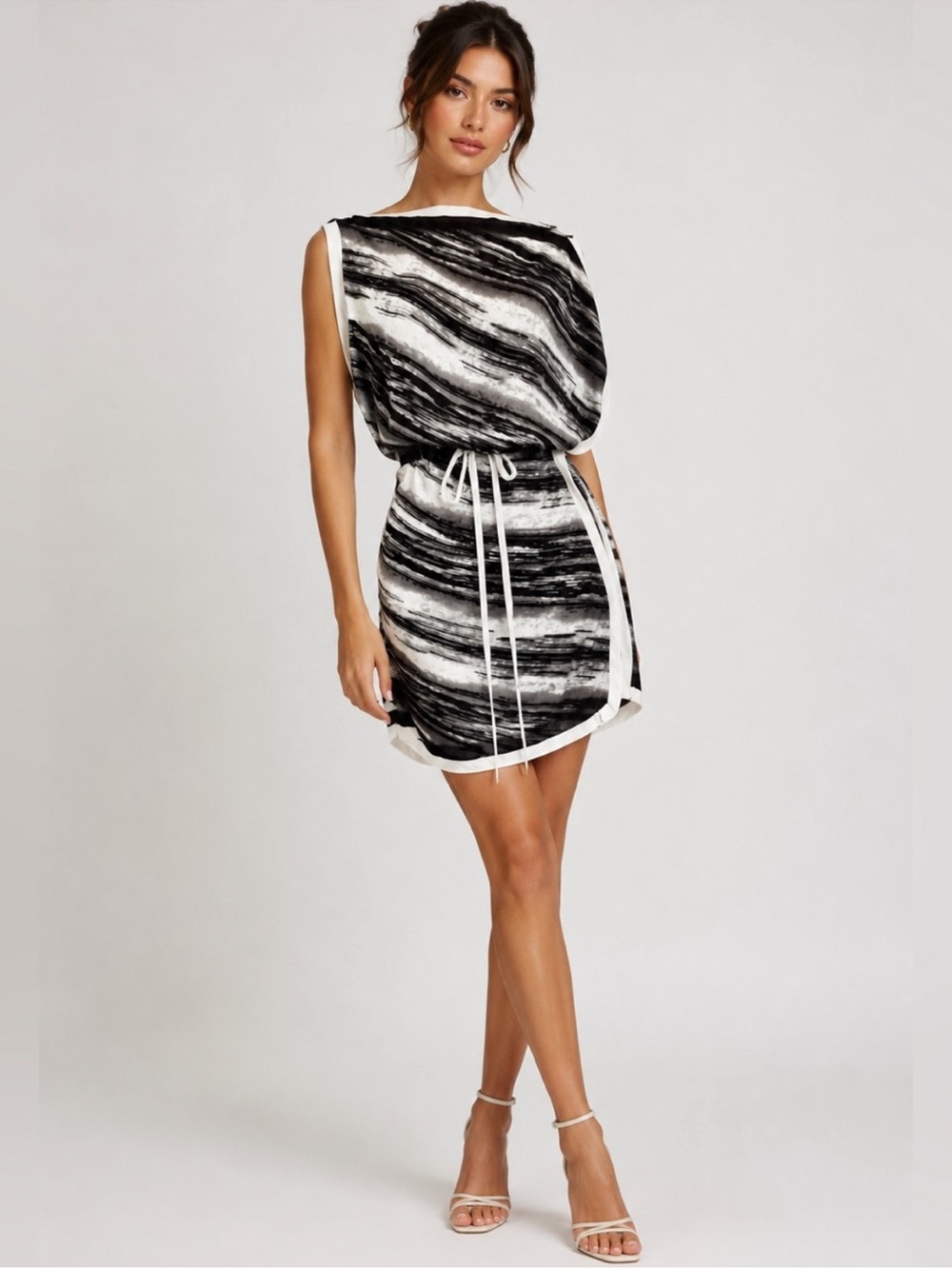 BCBG Max Azria Black:White Striped Silky Mini Dress With Tie Belt - Size 8